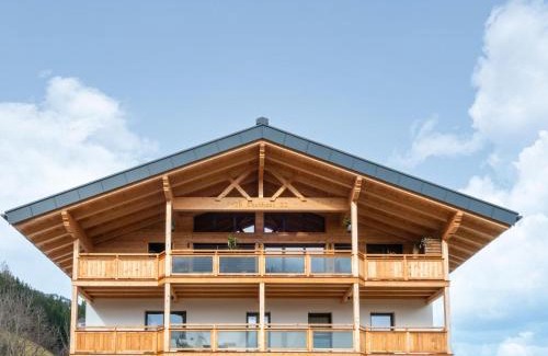 Uderns Apartment | Inviting Apartment in Uderns with Balcony & Ocean Views