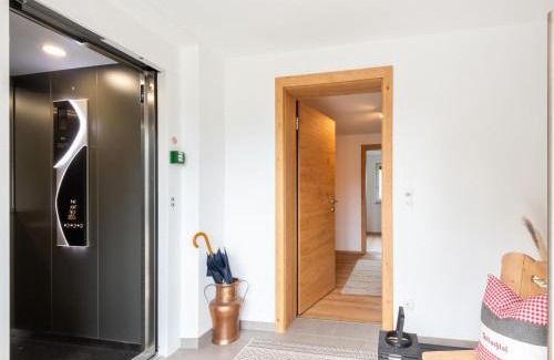 Uderns Apartment | Inviting Apartment in Uderns with Balcony & Ocean Views