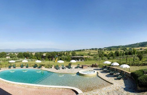 Bettona House | Discover Belvilla by OYO Perugino with Pool & Breakfast