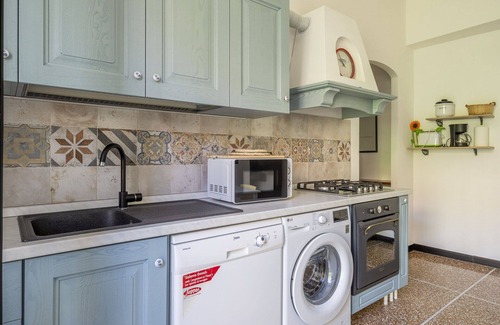 Uscio Apartment | Cozy Uscio Apartment: 2 Bedrooms with Oceanfront Views