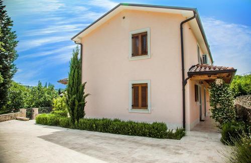 Strunjan Apartment | Elegant Apartment in Villa with Ocean Views near Piran