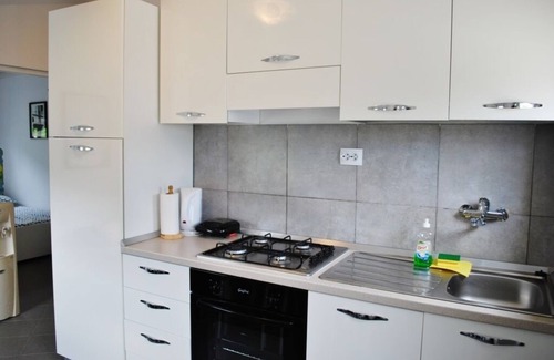 Vir Apartment | Cozy Apartment in Vir with Balcony and Ocean Views
