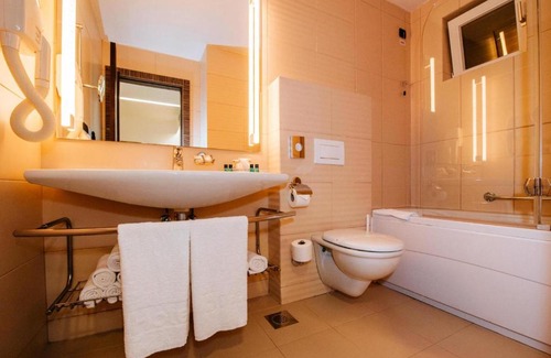 Zaton Apartment | Cozy Apartment in Zaton-Nin, Steps from the Sea & Family-Friendly
