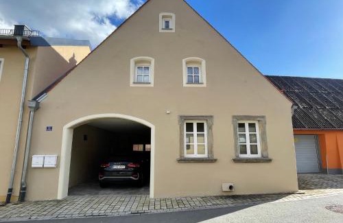 Grafenwohr Apartment | Central Apartment with Private Parking - Guest Rated 9.5