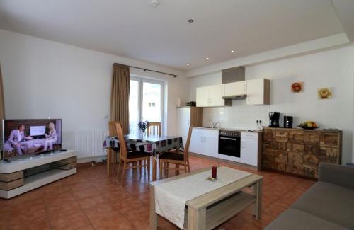 Bichlbach Apartment | Cozy Apartment by the Lake in Bichlbach - Pet Friendly Stay