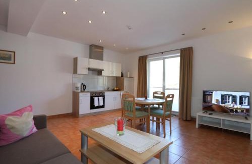 Bichlbach Apartment | Cozy Apartment by the Lake in Bichlbach - Pet Friendly Stay