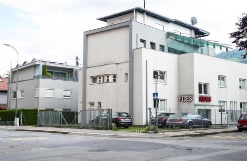 Pradl Apartment | Guest Rated 10/10 Apartment in Innsbruck Near Golden Roof