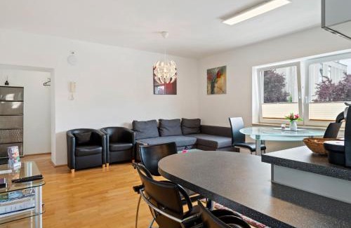 Pradl Apartment | Guest Rated 10/10 Apartment in Innsbruck Near Golden Roof