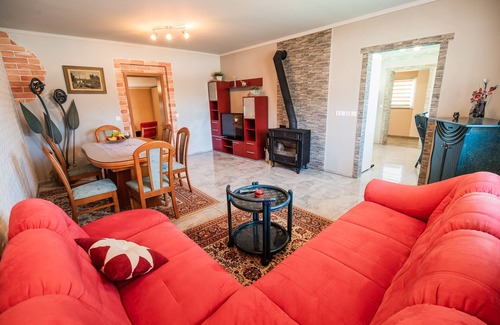 Cerklje ob Krki House | Unforgettable Stay at Apartment Irena - Family Friendly & Breakfast