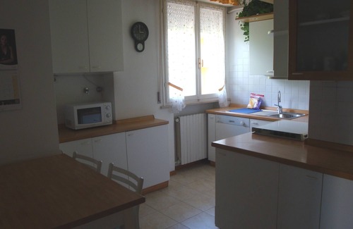 Igea Marina Apartment | Beachside Apartment with Pool and Ocean Views Near the Sea