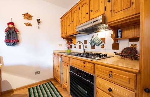 Campitello di Fassa Apartment | Discover Cesa Col de Lin 1: Pet-Friendly Stays Await!