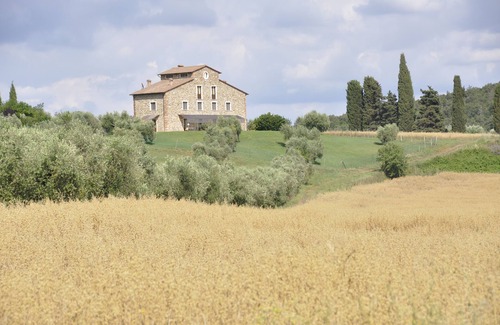 Massa Marittima Apartment | Relaxing Apartment Surrounded by Maremma's Natural Beauty