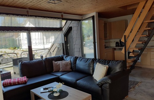 Hildfeld Apartment | Stylish Apartment JuLe with 2 Bedrooms and Balcony