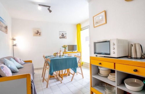 Le Couchant Apartment | Discover Jamaïc by Interhome: Oceanfront Getaway Awaits