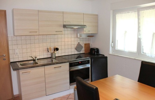 Schonau Apartment | Discover Apartment Jasmin: Pet-Friendly Retreat Near Heidelberg
