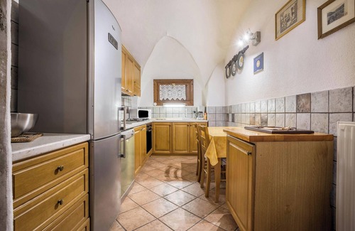 Molina di Ledro Apartment | Escape to Apartment "Jasmine" with Lake and Mountain Views