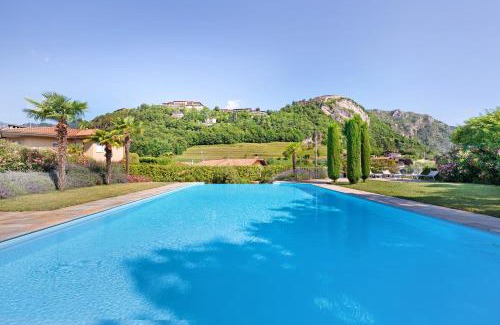 Voltino Apartment | Discover Apartment Jose: Guest Rated 9.8 with Pool Access