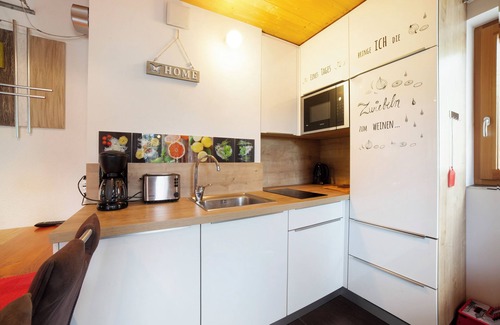 Moso in Passiria Apartment | Mountain View Retreat: Private Terrace & Wi-Fi Awaits You