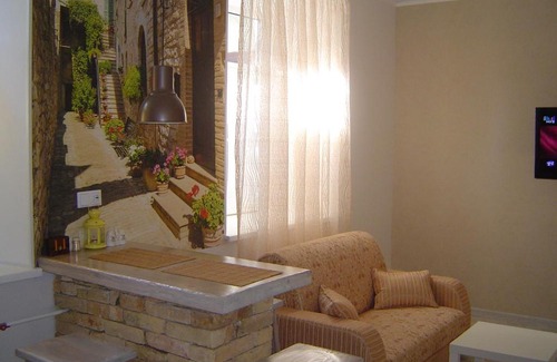 Grodna Apartment | Pet-Friendly Apartment K. Marksa 5 with Top Guest Ratings