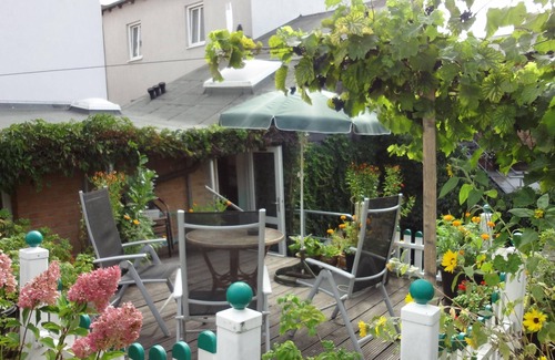 Warnemuende Apartment | Family-Friendly Apartment Kajüte in Warnemünde with Pool