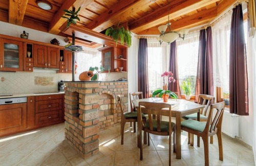 Fonyodliget Apartment | Oceanfront Apartment Kaldi: Guest Rated 9/10 with Spa