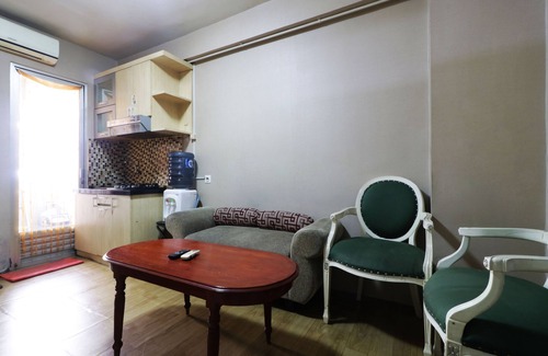 Pancoran House | Family-Friendly Apartment Kalibata City with Kitchen & Breakfast