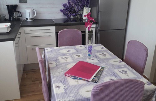 Gradina Apartment | Ocean View Retreat: Apartment Karla SNB with Spa & Pool