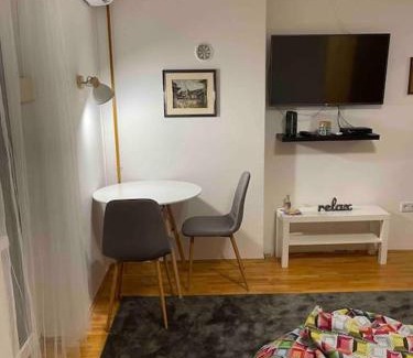 Sarajevo Apartment | Guest Rated Apartment KB: Ideal for Families and Pets