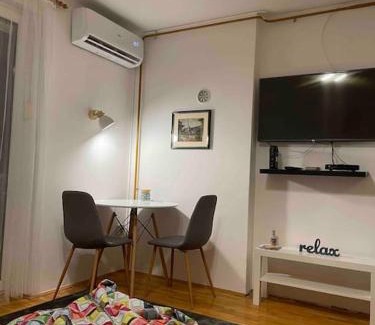 Sarajevo Apartment | Guest Rated Apartment KB: Ideal for Families and Pets