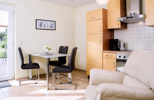 Fuhlendorf Apartment | Apartment 'Kessy' with Private Terrace, Shared Garden and Wi-Fi