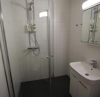 Raahe Apartment | Stylish Apartment Kirkkokatu: Family-Friendly & Hot Tub