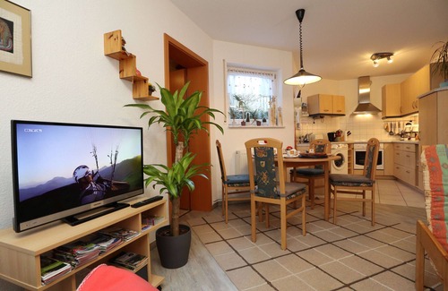 St. Peter im Schwarzwald Apartment | Apartment 'Kirsten' with Private Terrace, Private Garden and Wi-Fi