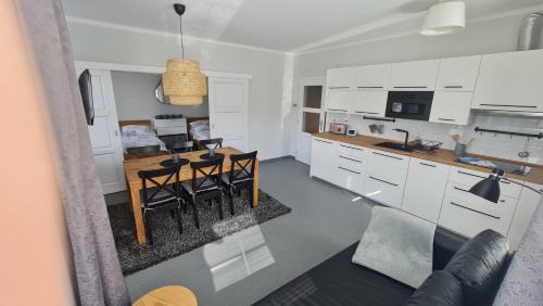 Loucna Pod Klinovcem Apartment | Apartment Klínovec SUN: Family-Friendly Stay with Breakfast