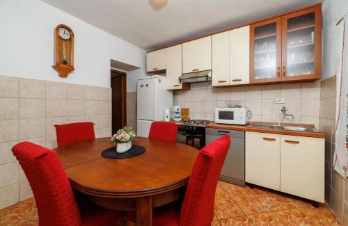 Senj Apartment | Top-Rated Family-Friendly Apartments Klara Await You
