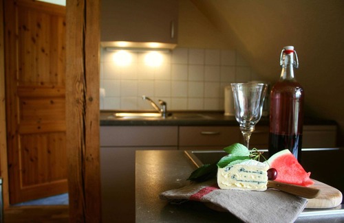 Teterow Apartment | Discover Apartment Klatschmohn: Nature Retreat Awaits