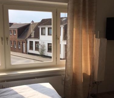 Glueckstadt Apartment | Pet-Friendly Apartment Kleine Kremper with Breakfast Included