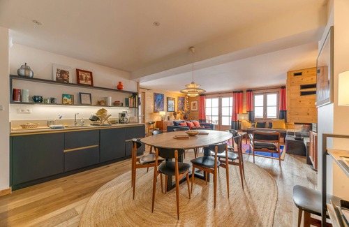 Villard-Reculas Apartment | Apartment 'Klochette - Charme Et Famille' with Mountain View, Private Terrace and Wi-Fi