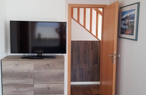 Steenodde Apartment | Discover Apartment Kogge in Wittdün: Pet-Friendly Retreat