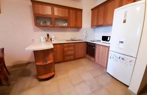 Golden Sands Apartment | Apartment Kolizeum