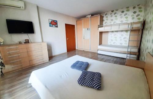 Golden Sands Apartment | Apartment Kolizeum