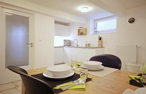 Zabehlice Apartment | Discover Apartment Kosatcová: 4-Star with Breakfast Included