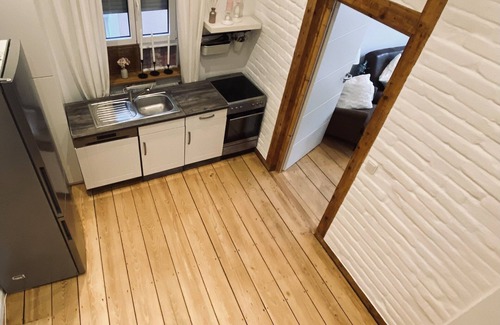 Speyer Apartment | Prime City Center Apartment Kotterer with Pool & Spa