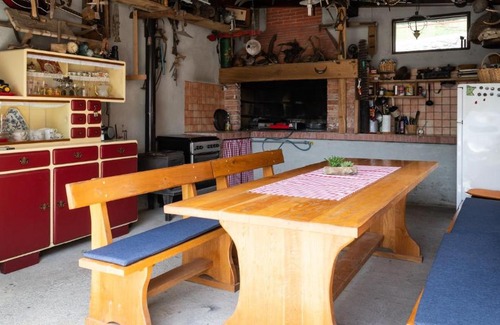 Lokve House | Guest Rated 10/10: Apartment Kremžar Lokve with Kitchen