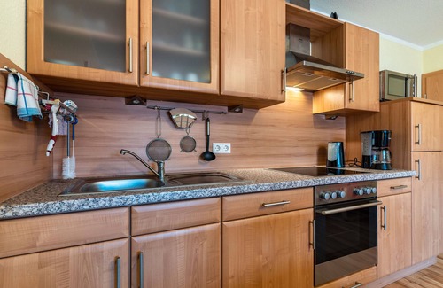Biberach Apartment | Cozy Apartment 'Kreuzstube' with Mountain View and Wi-Fi