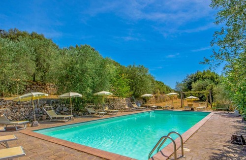 Simignano Apartment | Cozy Apartment L'Agrifoglio with Pool & Pet-Friendly Amenities