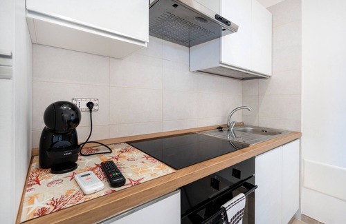 L'Assunta Apartment | Apartment 'L'Aia - 2' with Shared Pool, Wi-Fi and Air Conditioning