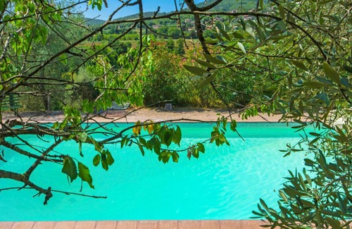 Simignano Apartment | Cozy Apartment L'Erika: Family-Friendly & Pet Welcoming