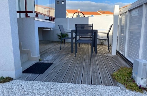 La Chaume Apartment | Oceanfront Apartment in Les Sables-d'Olonne for 4 Guests