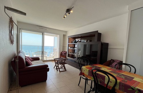 Olonne-sur-Mer Apartment | Cozy Apartment in Les Sables-d'Olonne for 4 Guests