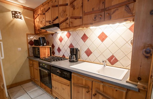 Sollieres-Sardieres Apartment | Relaxing Apartment 'L'epicéa' with Mountain Views & Terrace